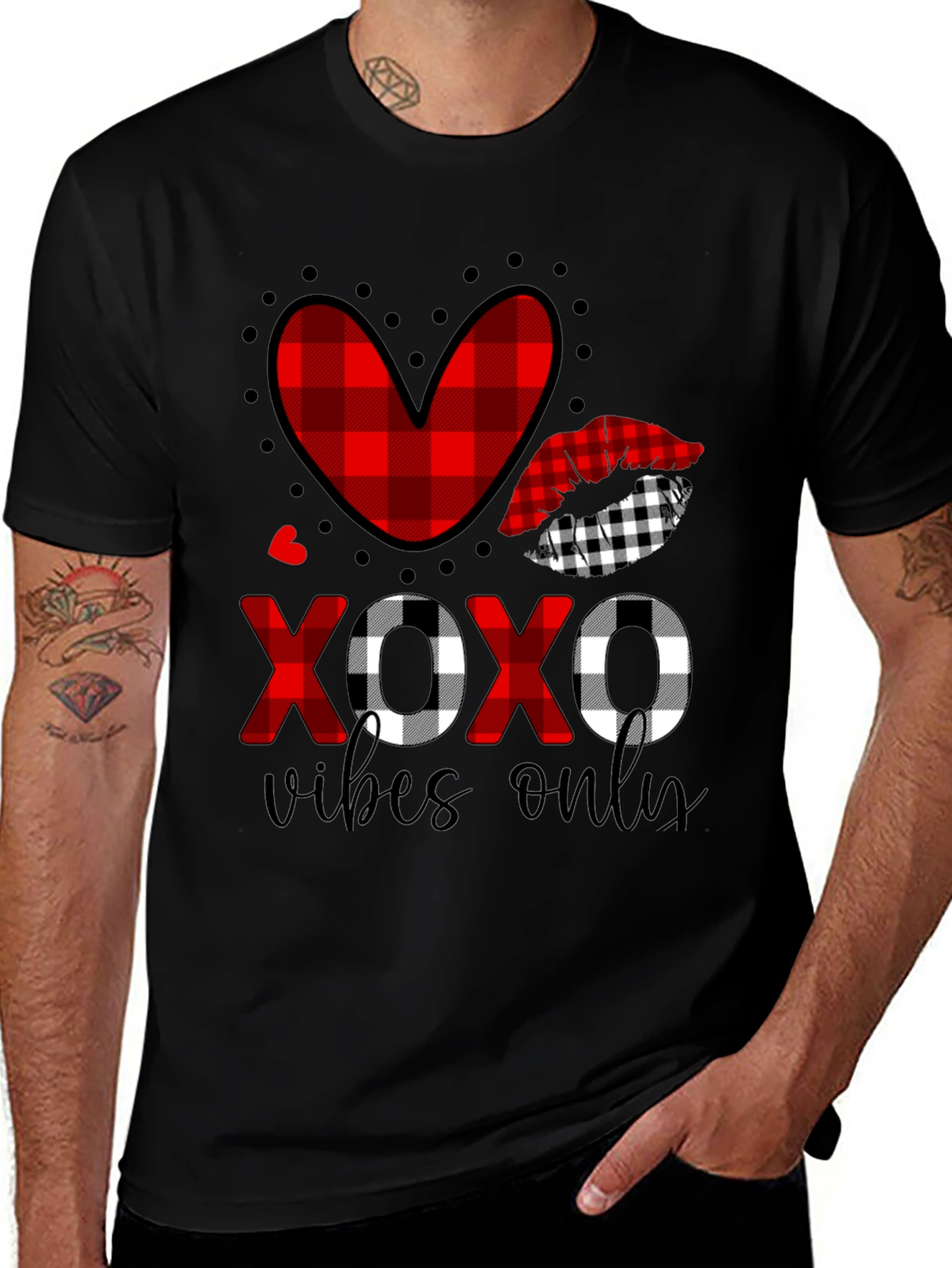 XOXO Vibes Only Valentines Graphic Tee