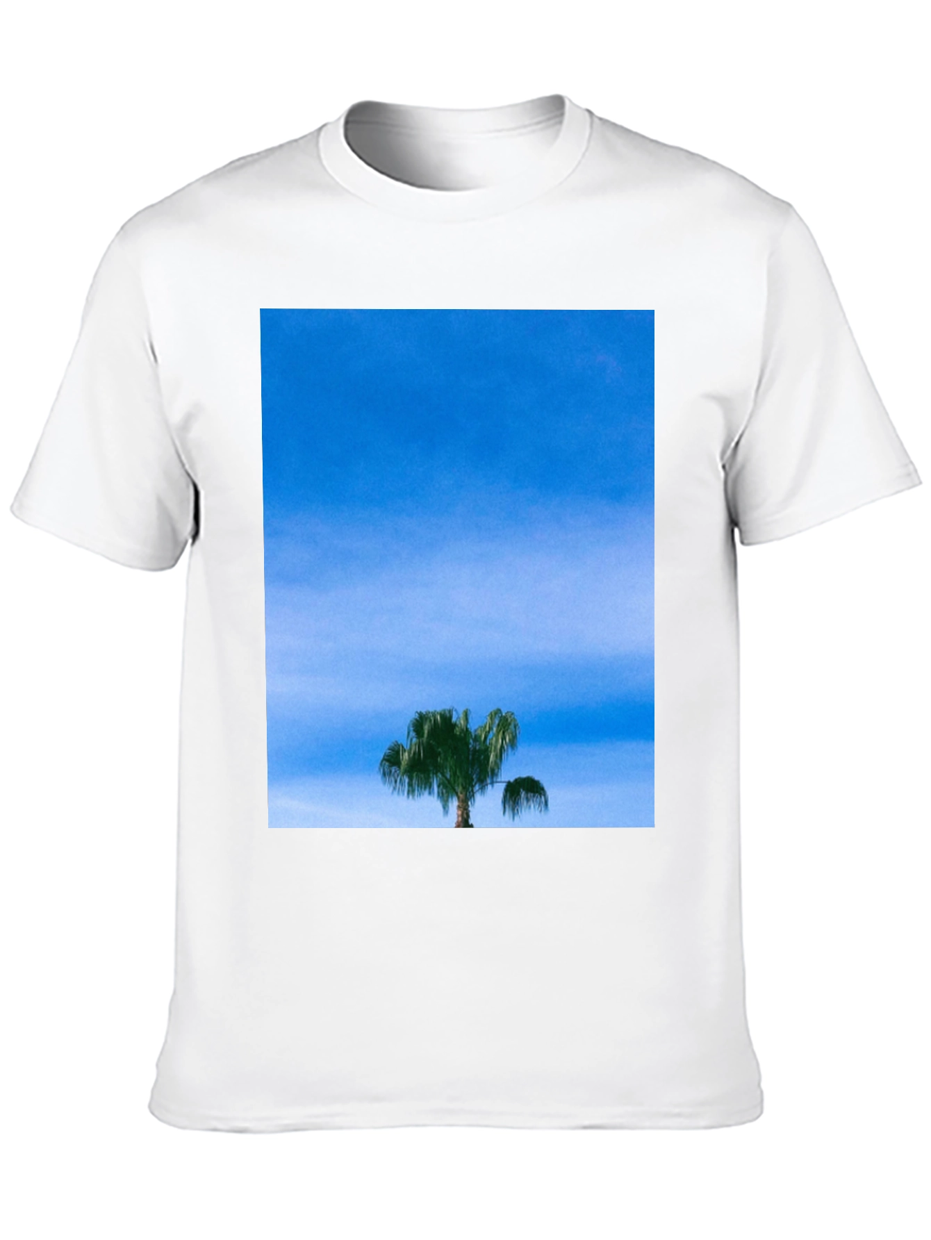 Palm Tree Sky Graphic Tee - Casual Comfort