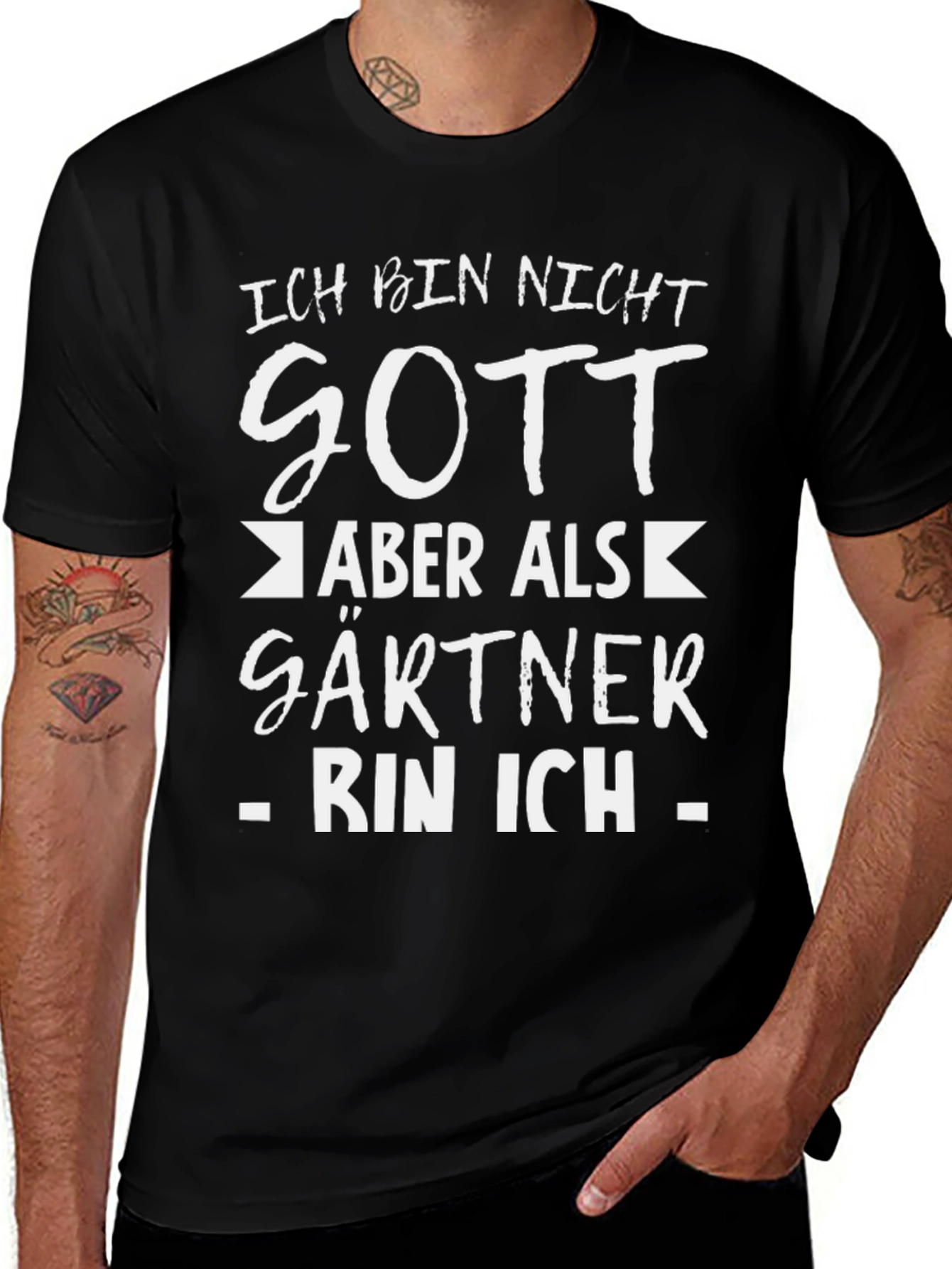 Ich Bin Nicht Gott Gardener T-Shirt