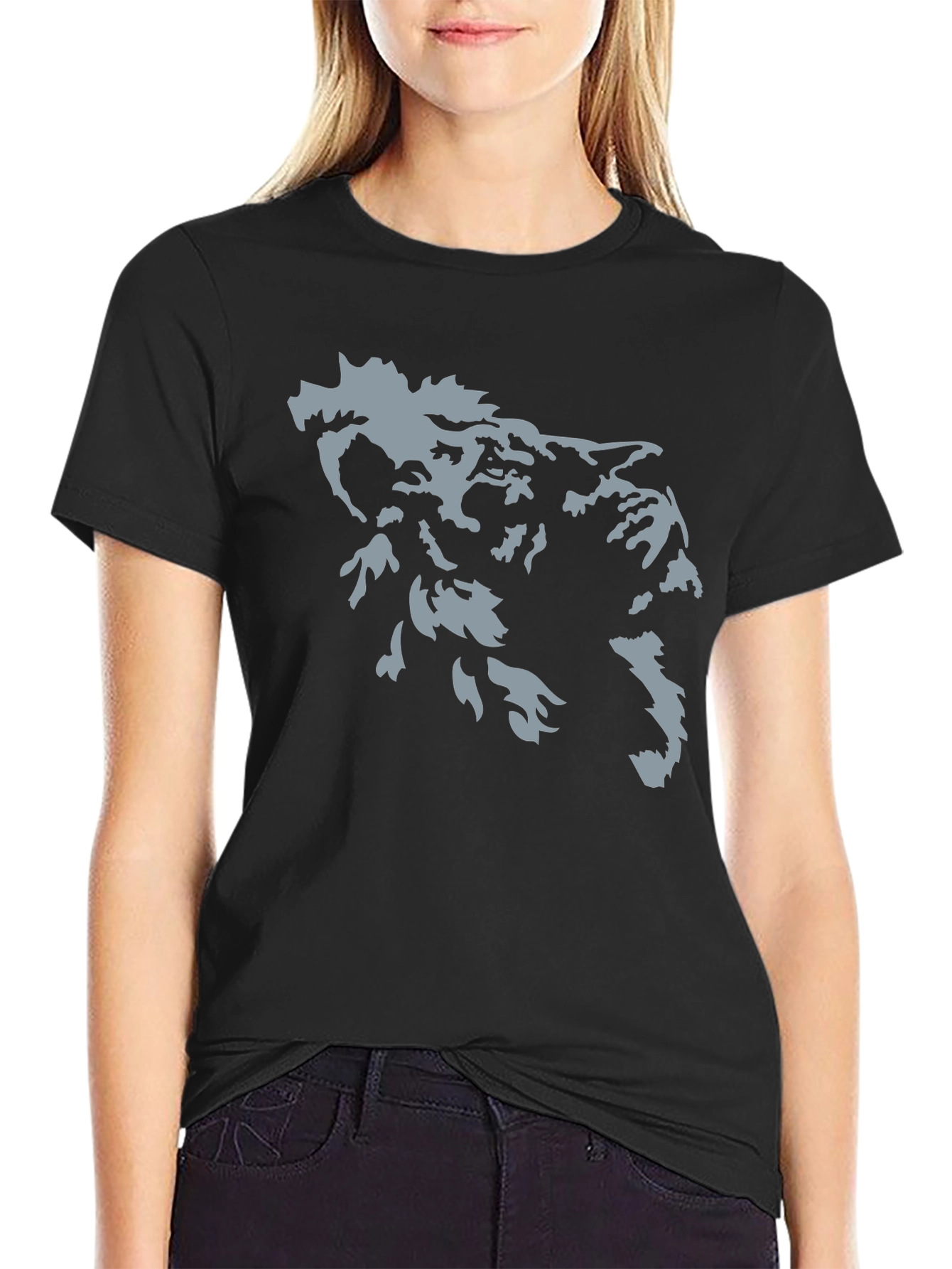 Cool Black T-Shirt with Wolf Graphic
