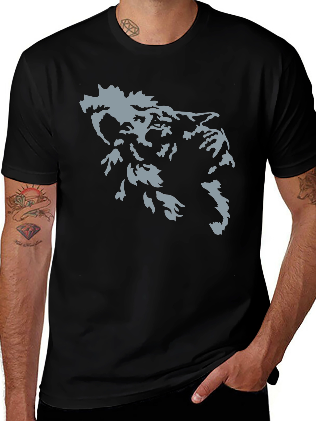 Cool Black T-Shirt with Wolf Graphic