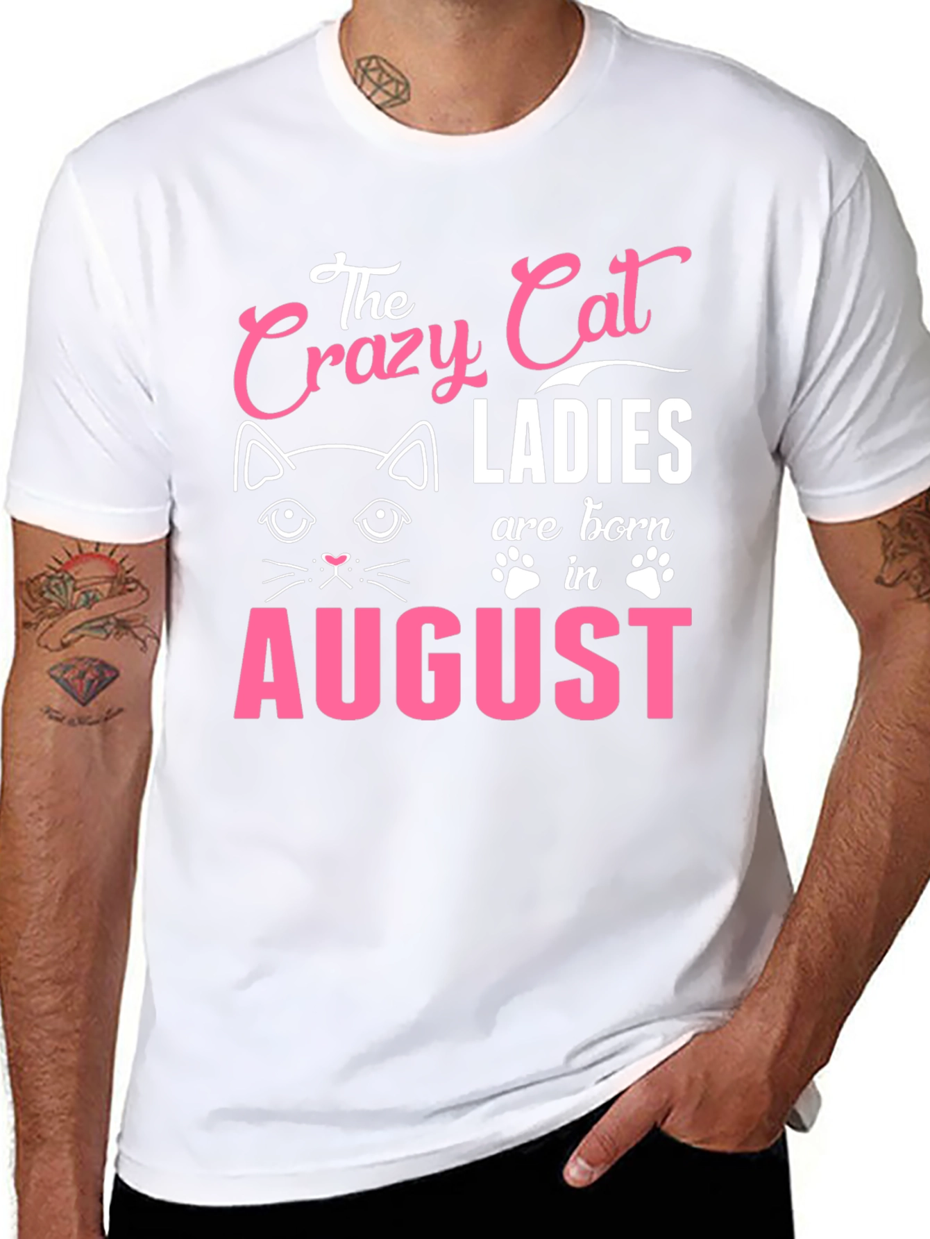 Crazy Cat Ladies Born in August - T-Shirt